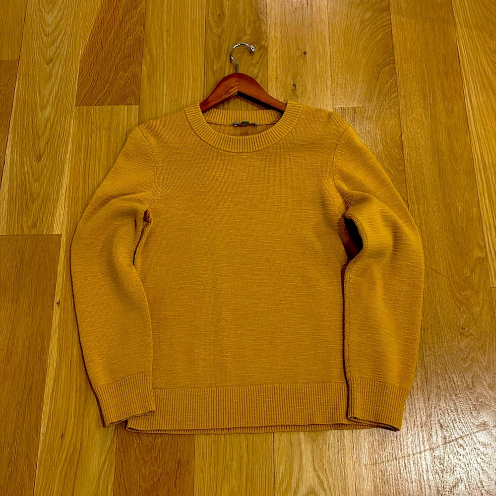 COS sweater size small in mustard yellow